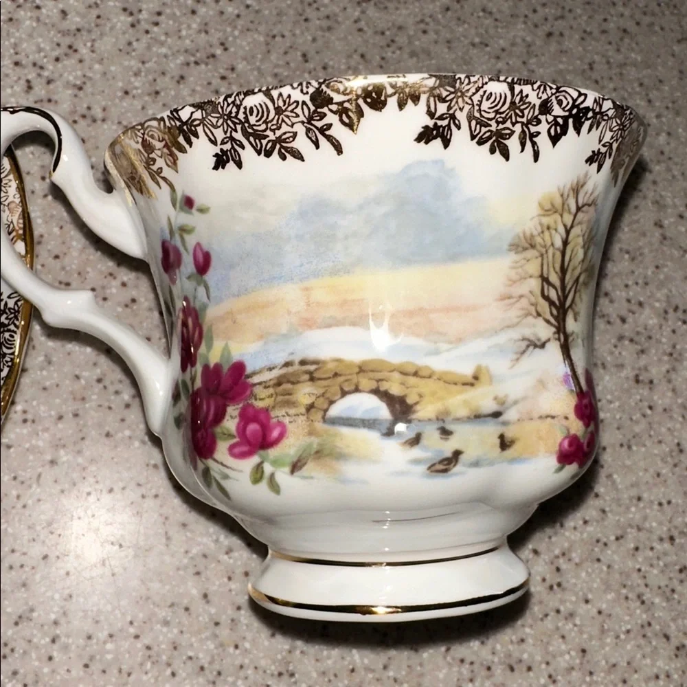 Royal Albert Four Seasons Series WINTER Country Scenes 2 piece set Teacup plate